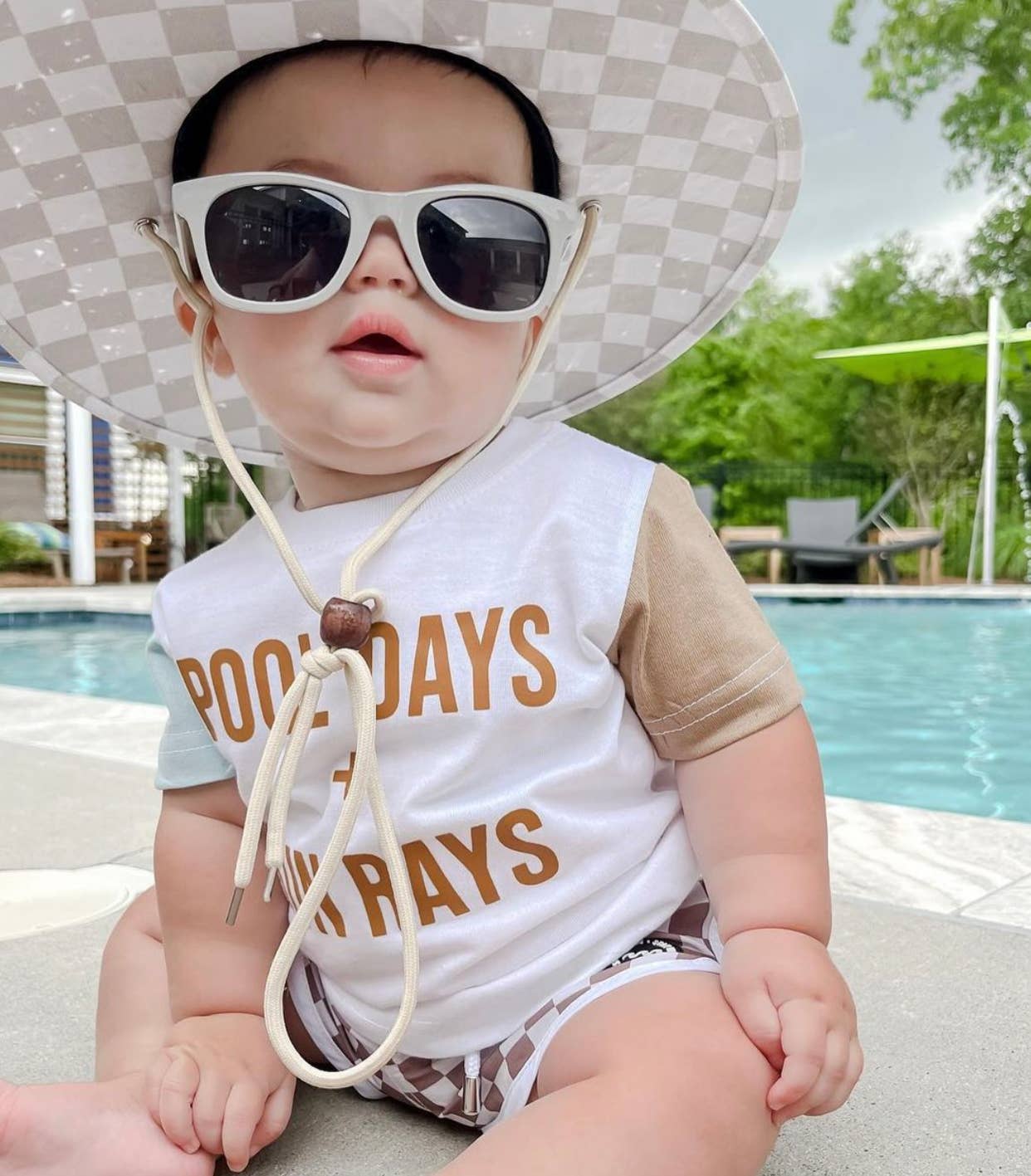 Pool Days + Sun Rays Color Block Tee